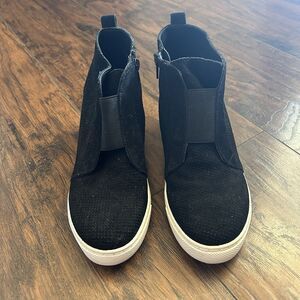 Steve Madden Women's Size 9 Shoes Black Suede Zip Up Hidden Wedge Boots